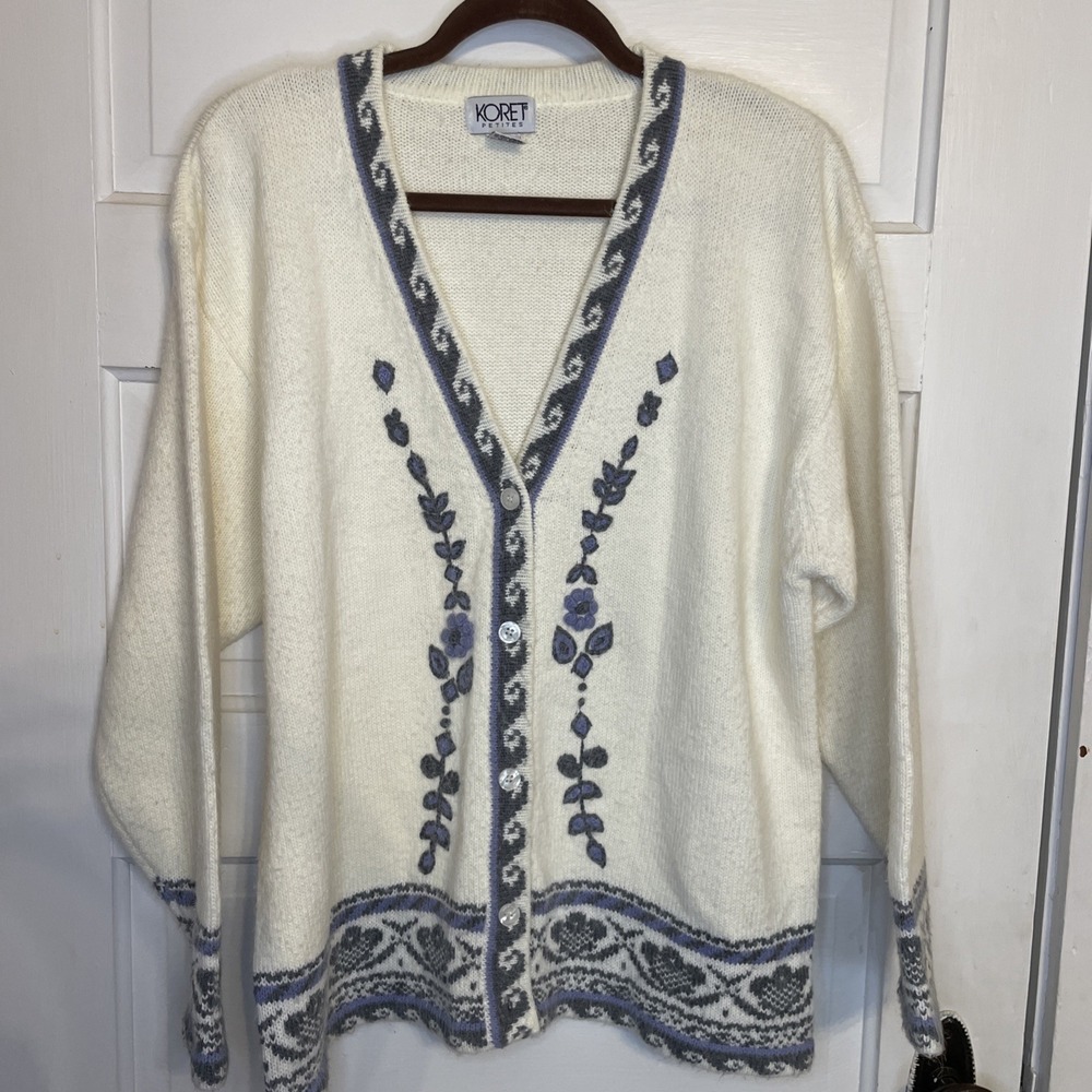 Large Button Up White Cardigan | Koret Petites | Grannycore‎ Cottage Wet Felted